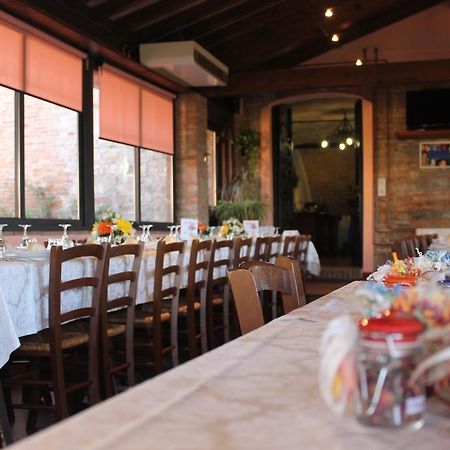 Agriturismo Le Casette 카스텔베트로 외부 사진
